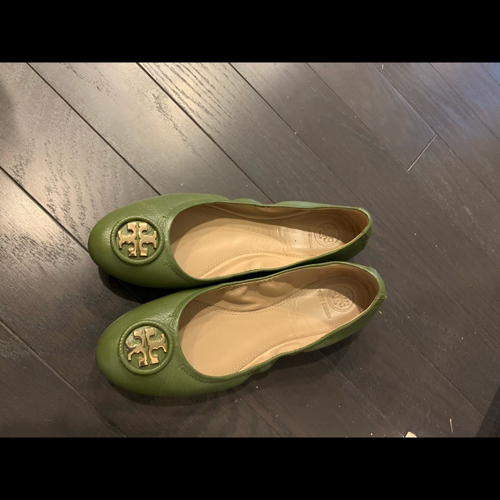 Tory Burch ballet flat size 9